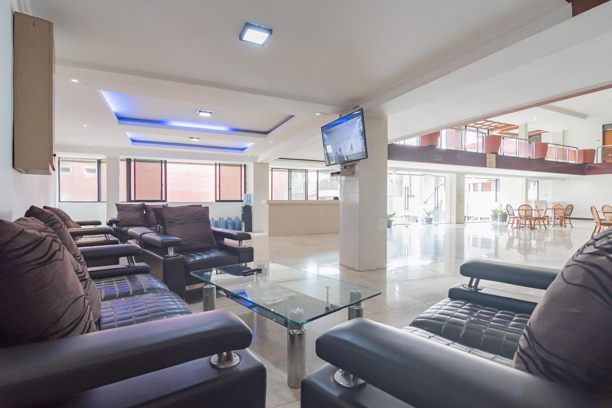 Reddoorz Near Sukabumi Station 2 Hotel Ngoại thất bức ảnh